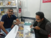 Rajat Chaudhuri at a book signing