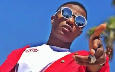 “Leave Trump And Face Your Country, Old Man” – Wizkid Blasts Buhari