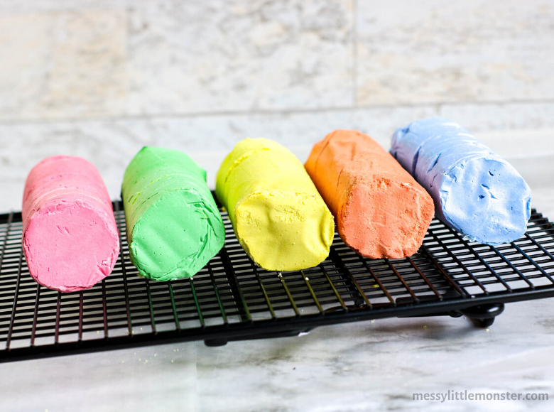 Easy Sidewalk Chalk Paint Recipe - using only 3 ingredients! - Messy Little  Monster