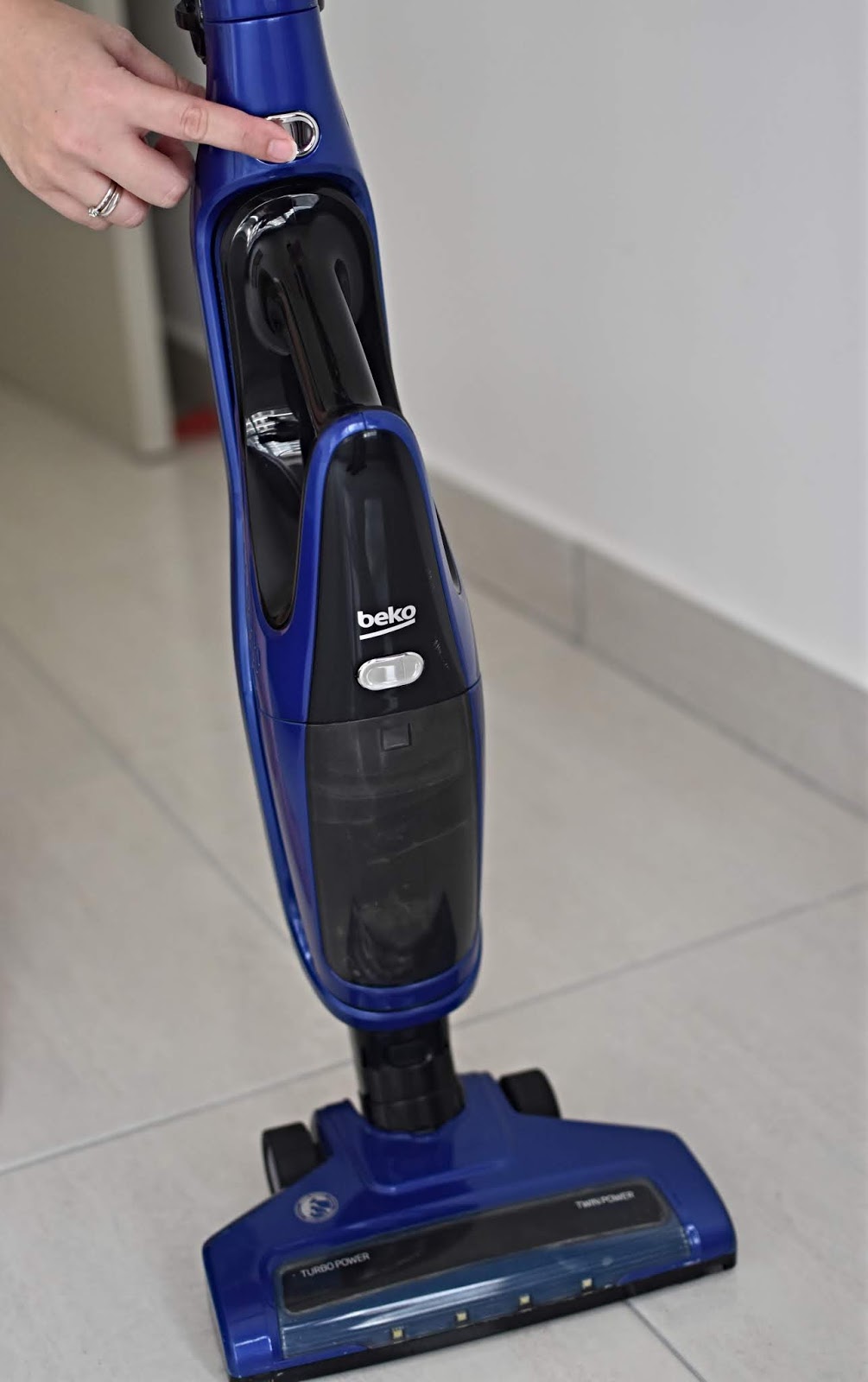 Easy And Faster To Clean Your House With Beko 2in1 Cordless Vacuum