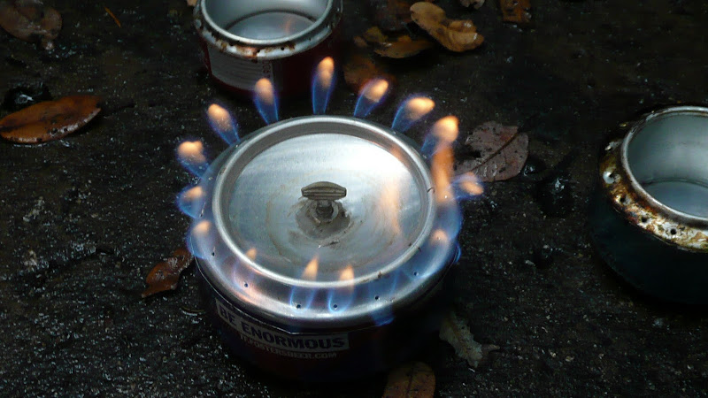 stove this is a closed jet pressurized type alcohol stove
