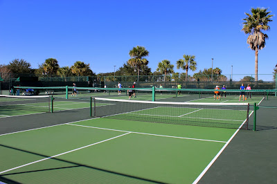 pickleball villages courts