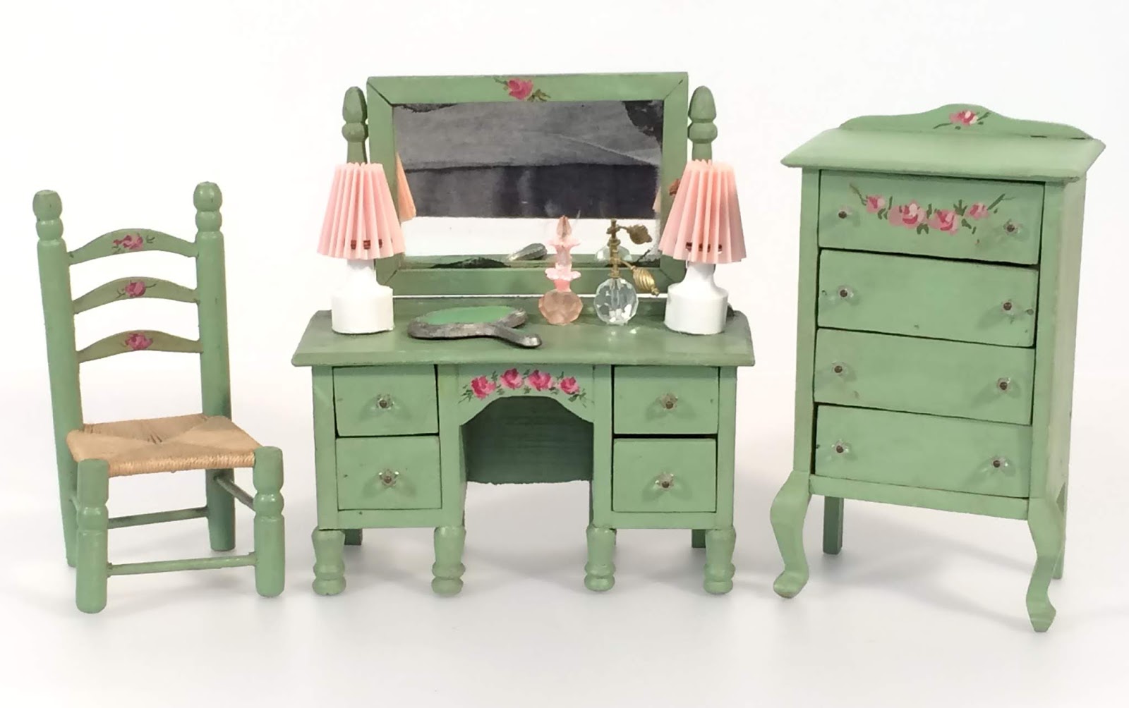 My Vintage Dollhouses Doll furniture, Furniture, Doll house
