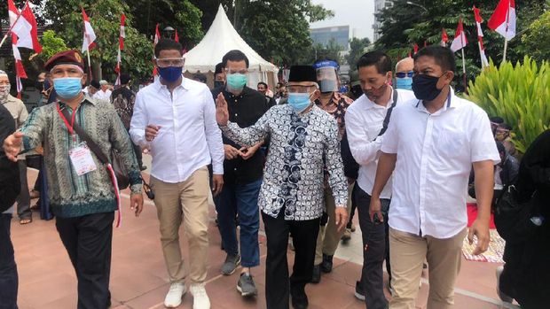 Ini Daftar Politisi Senior yang Gabung Partai Ummat Bareng Amien Rais, Ada Mantan Panglima TNI Ini Daftar Politisi Senior yang Gabung Partai Ummat Bareng Amien Rais, Ada Mantan Panglima TNI