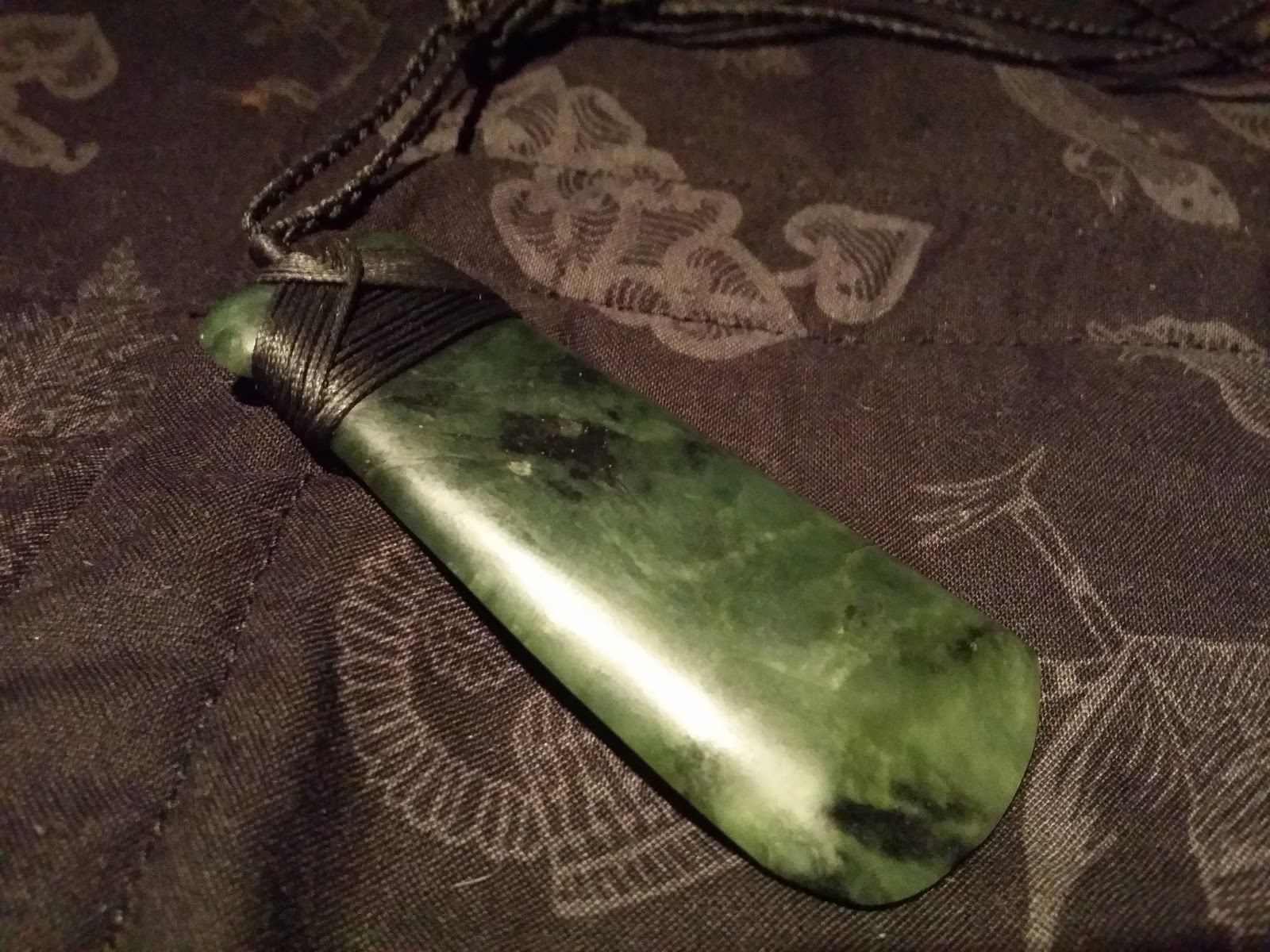 Deep Green Pounamu Greenstone Toki