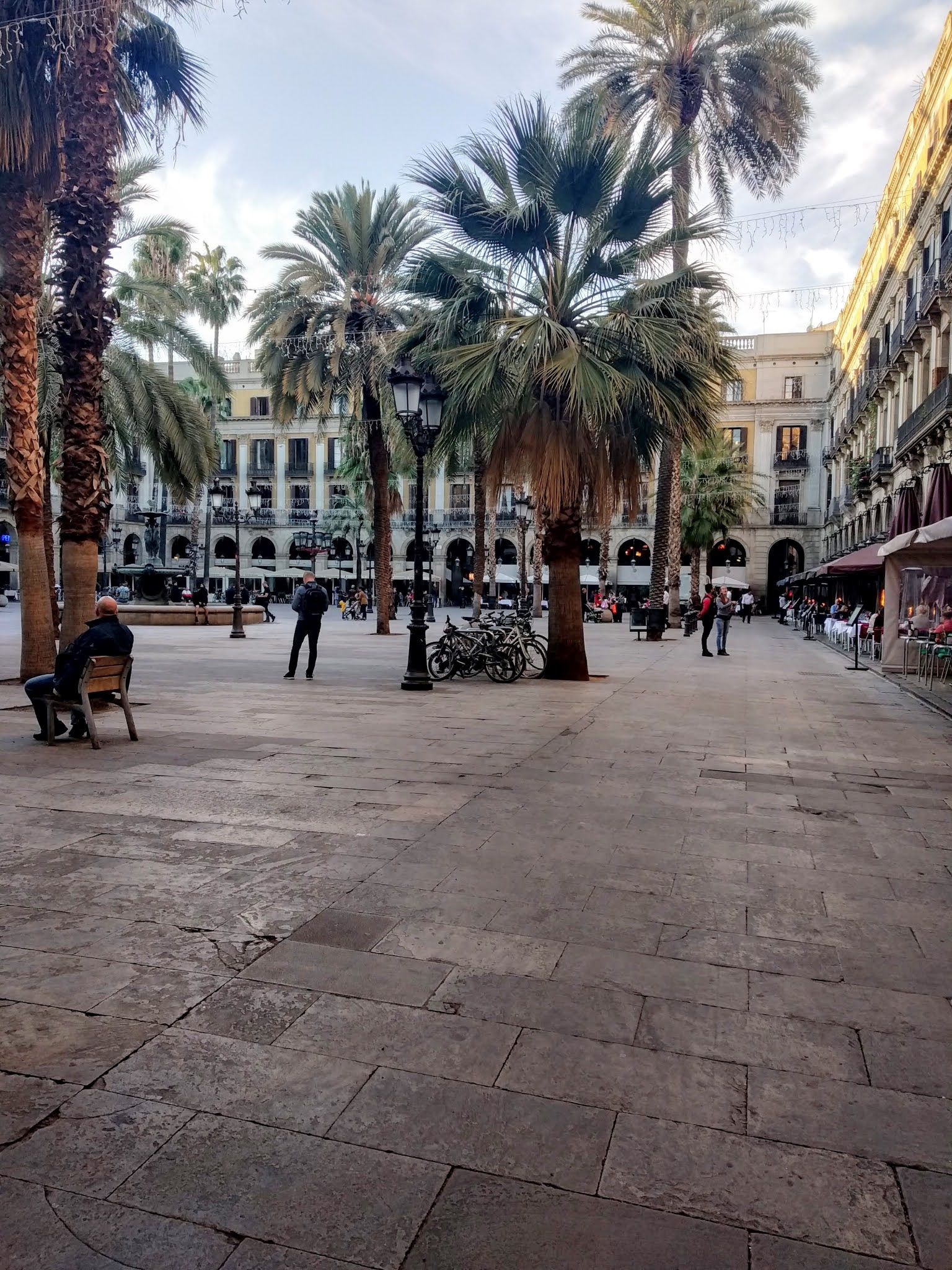 plaza reial barca 1