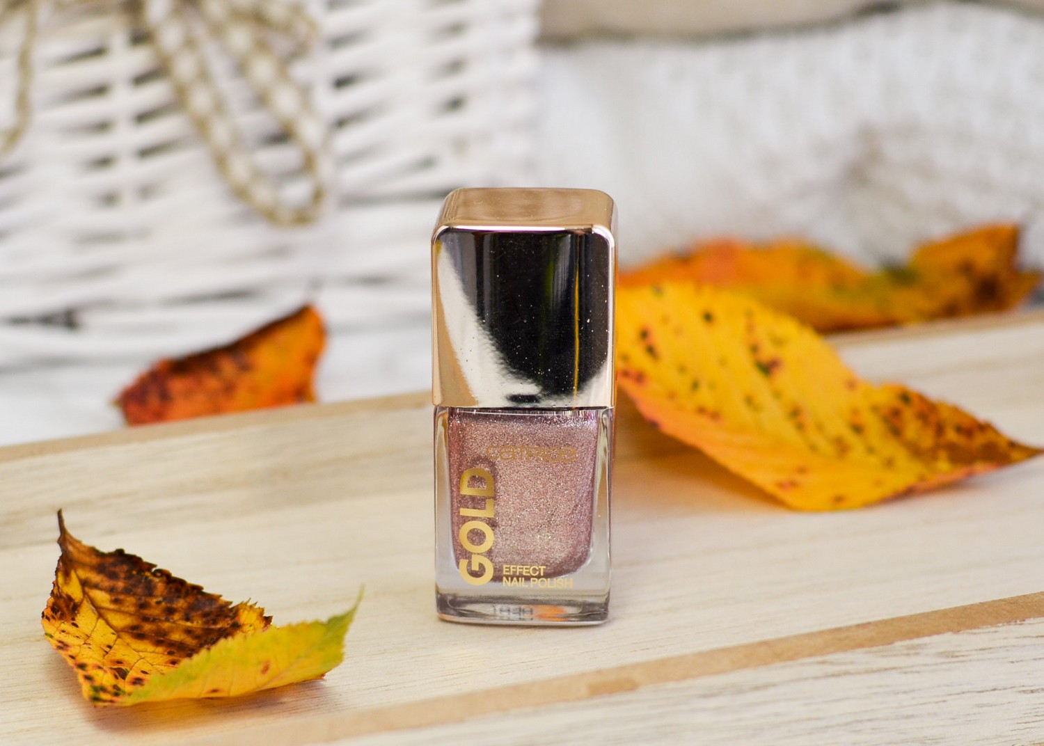 Catrice Gold Effect Nail Polish 02 Fascinating Grace