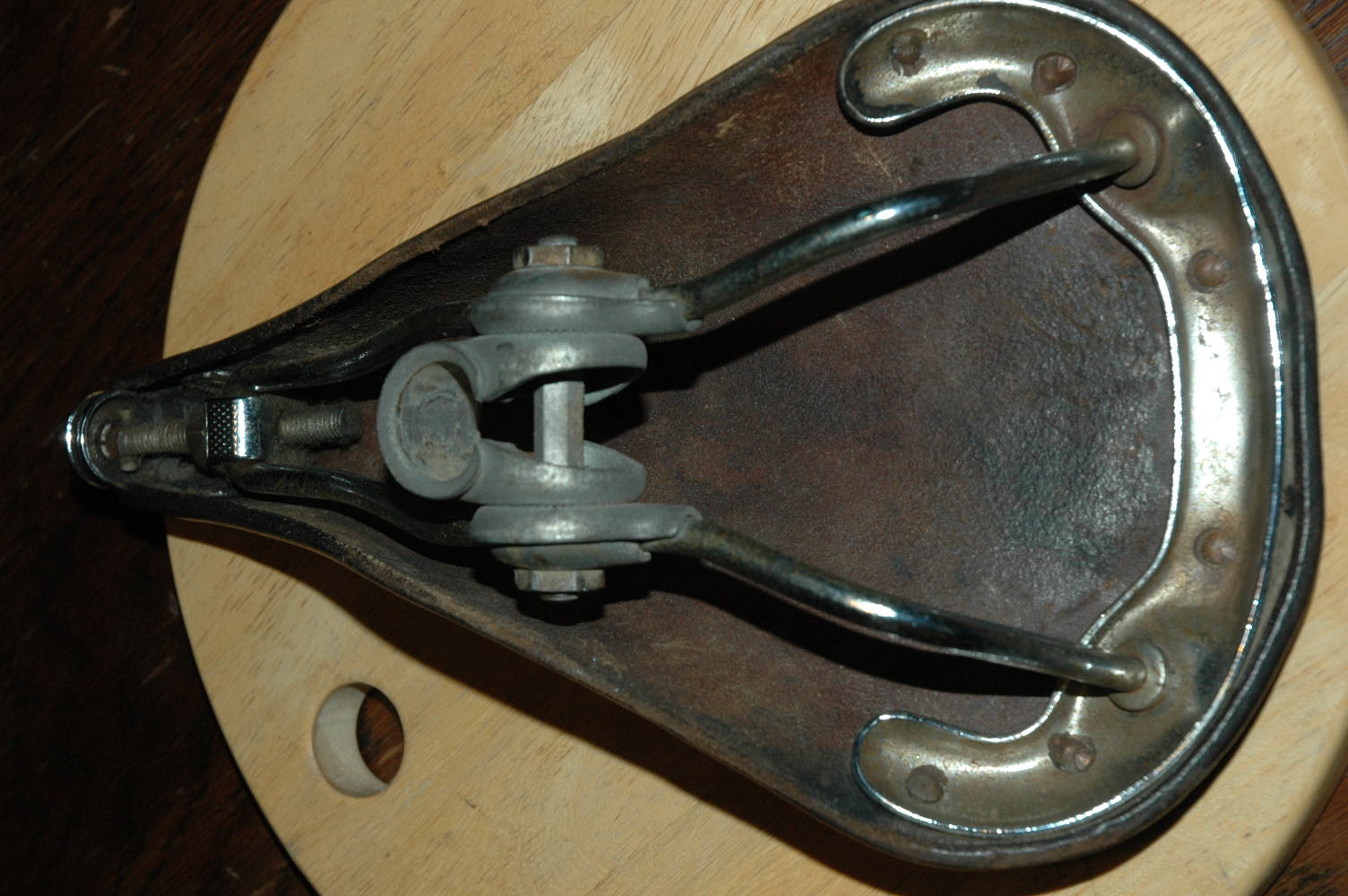 Selle de vélo en cuir Idéale Diagonale n°92 Made in France Neuve