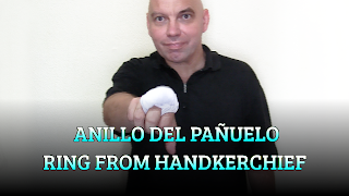 Anillo del pañuelo, CHAPEAUGRAPHY, Ring from handkerchief