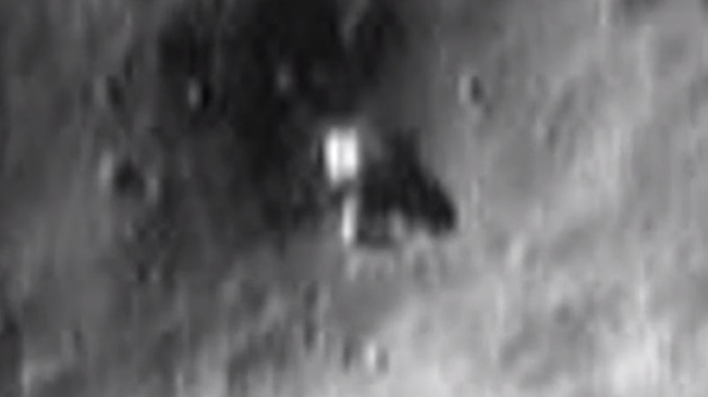 a4 Misteriosos objetos en el Cometa 67P y Asteroide Eros