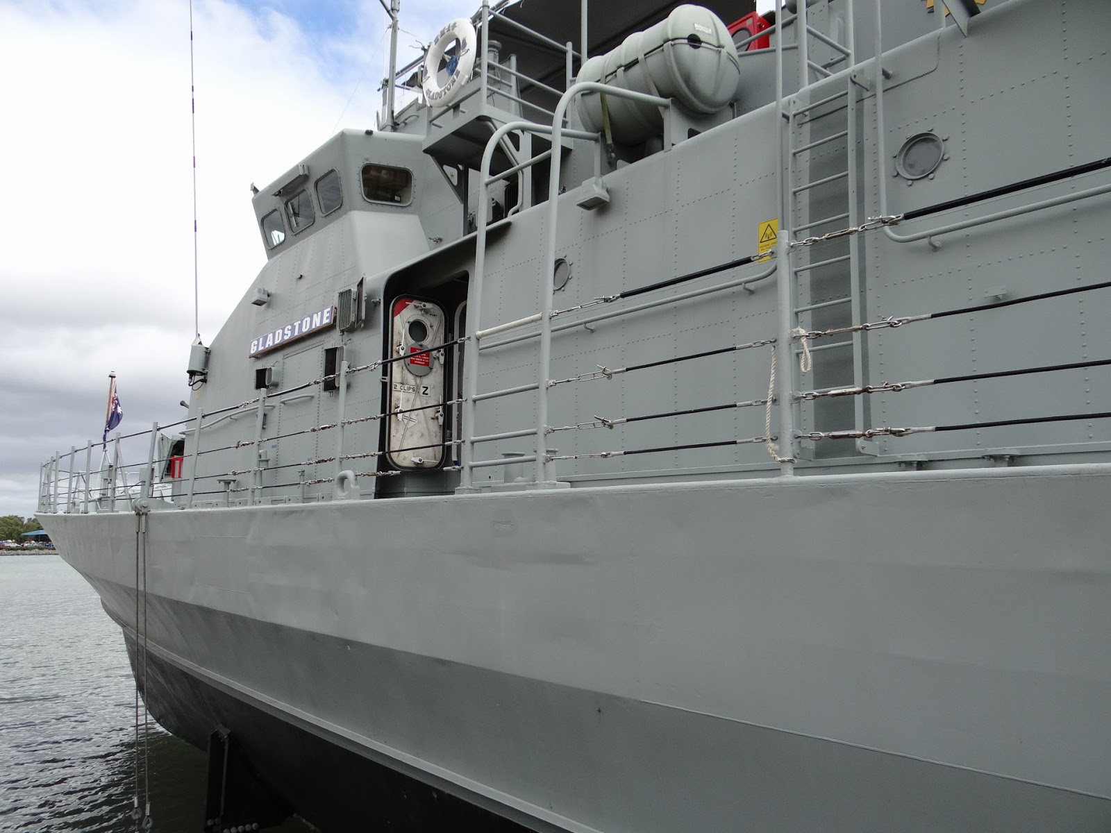 Air Queensland.blogspot Onboard tour Fremantle class patrol boat