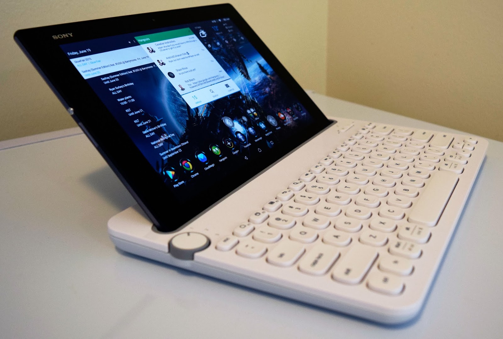 [Review] Ultimate tablet & smartphone accessory Logitech K480