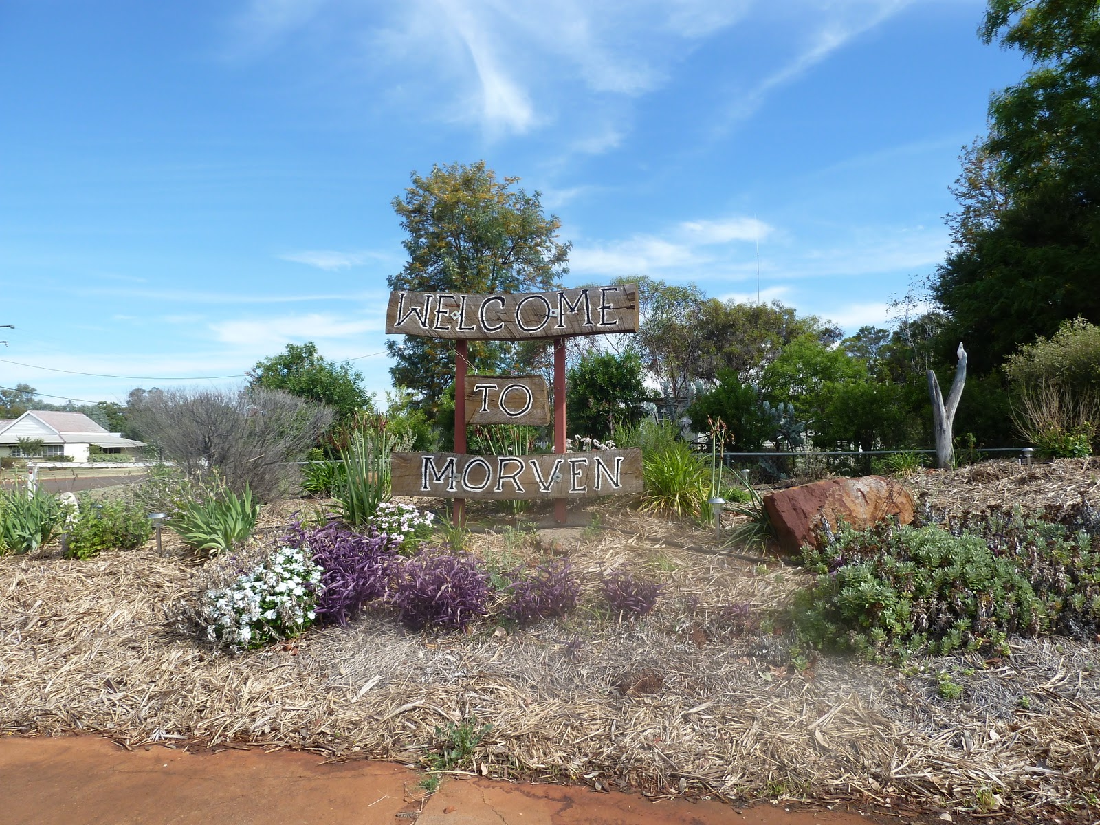 Travel all over the Countryside with the Bakers: Longreach to Morven