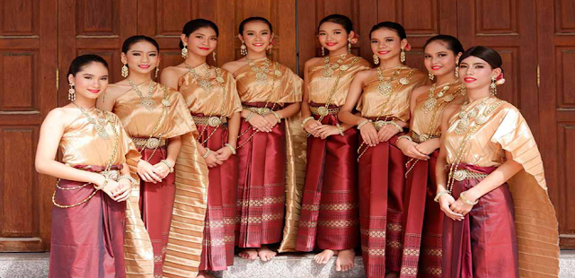 "Chut Thai" is a traditional dress of which country?