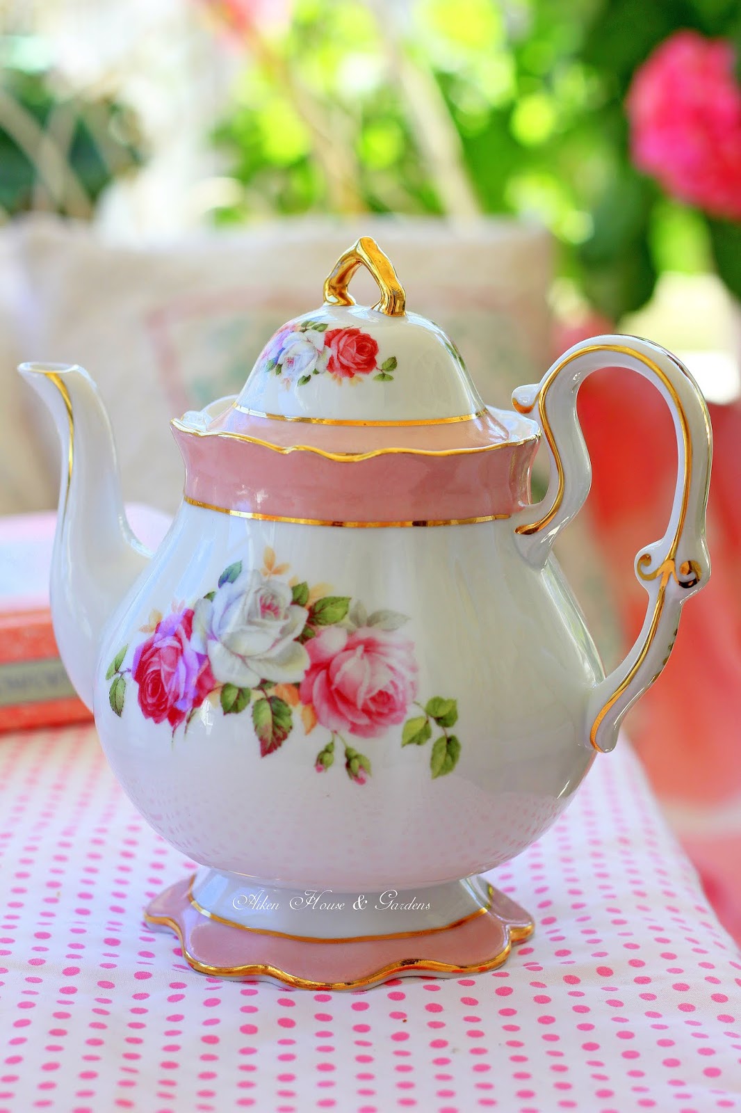 Aiken House & Gardens: A Spring Sunroom Tea