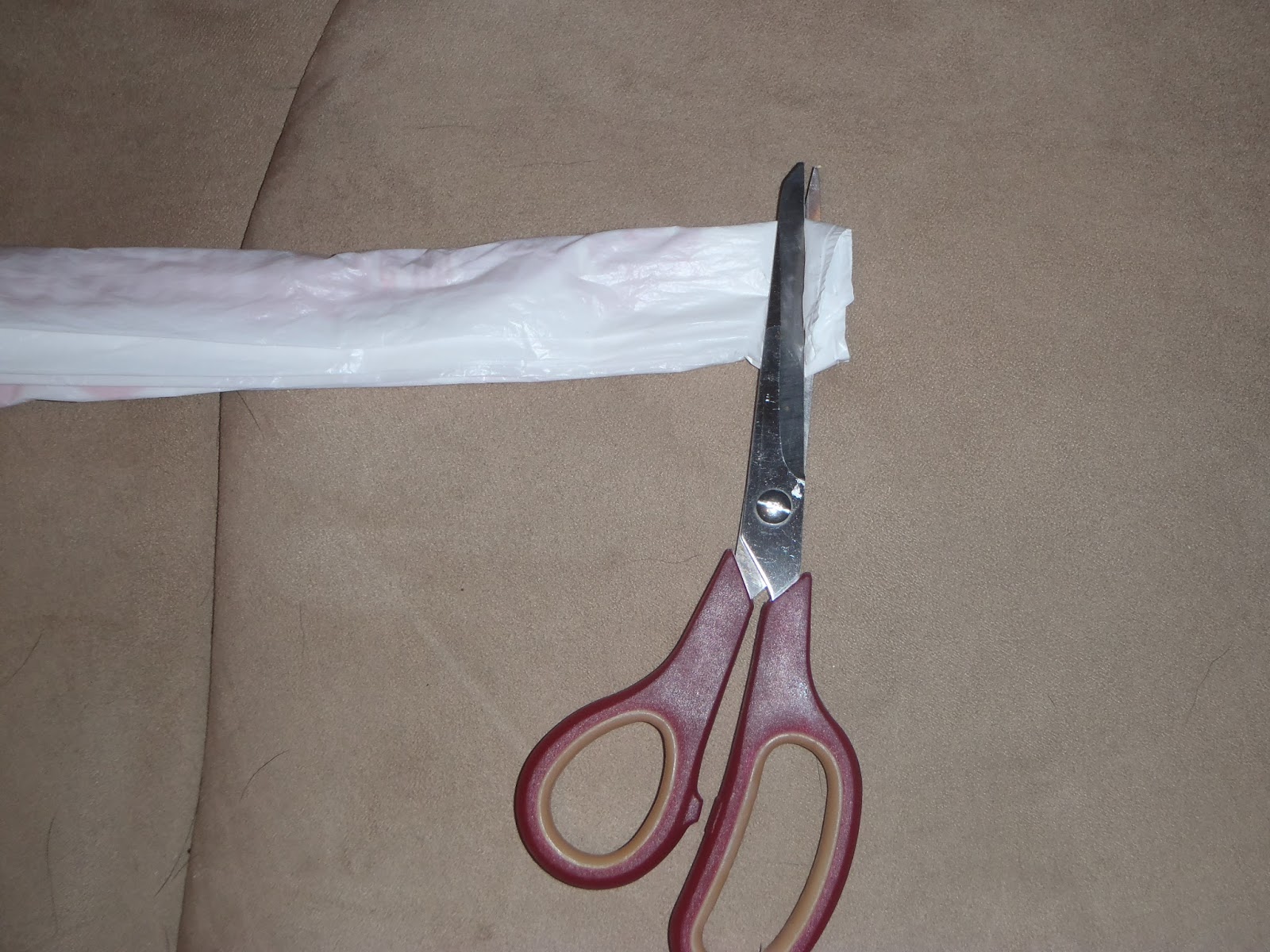 Knitting and Needling How to make mats from plastic grocery sacks