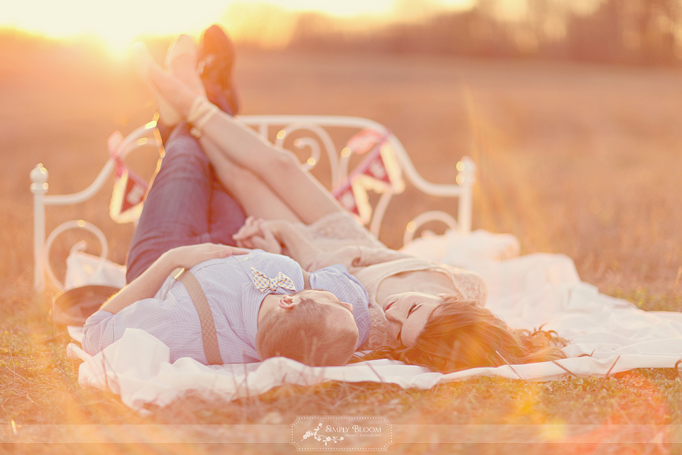 нежная женственность. девушка весной. мужчина и женщина счастье. нежные минут. кофе для любимой.