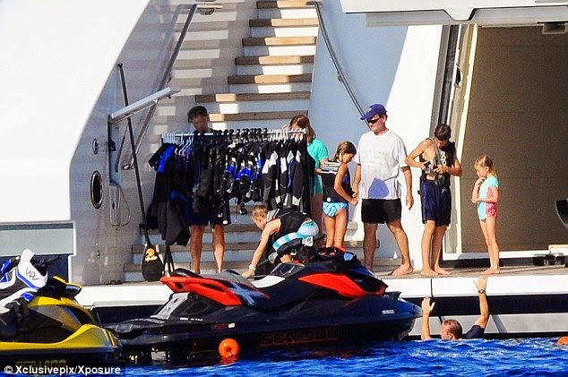 Bill Gates And Family Vacation In Italy Aboard Super Luxury Yacht