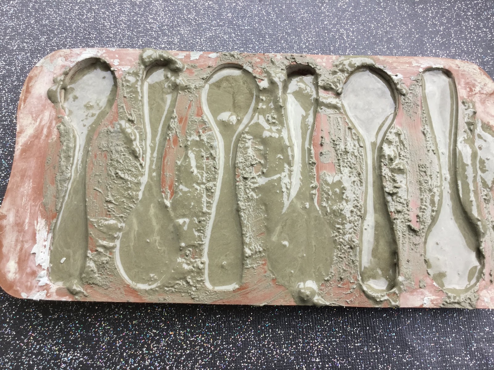 Crafting Reality with Sara: Cement Spoon Garden Markers
