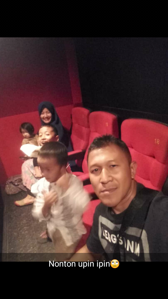 Perdana Trio Absoni Nobar Film Upin-Ipin