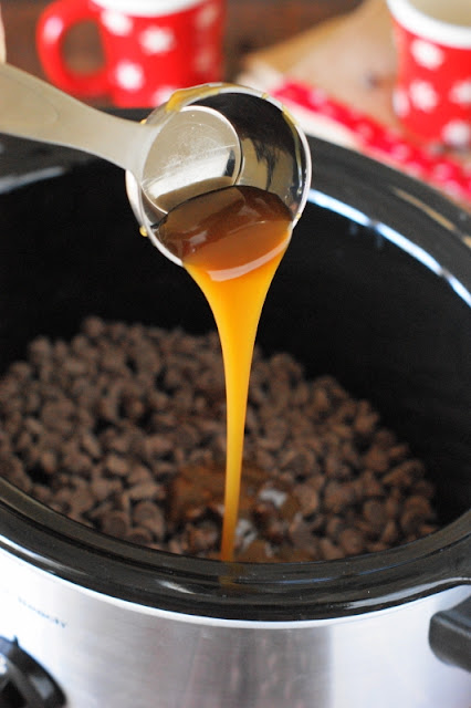 How to Make Salted Caramel Hot Chocolate in the Crock Pot Image