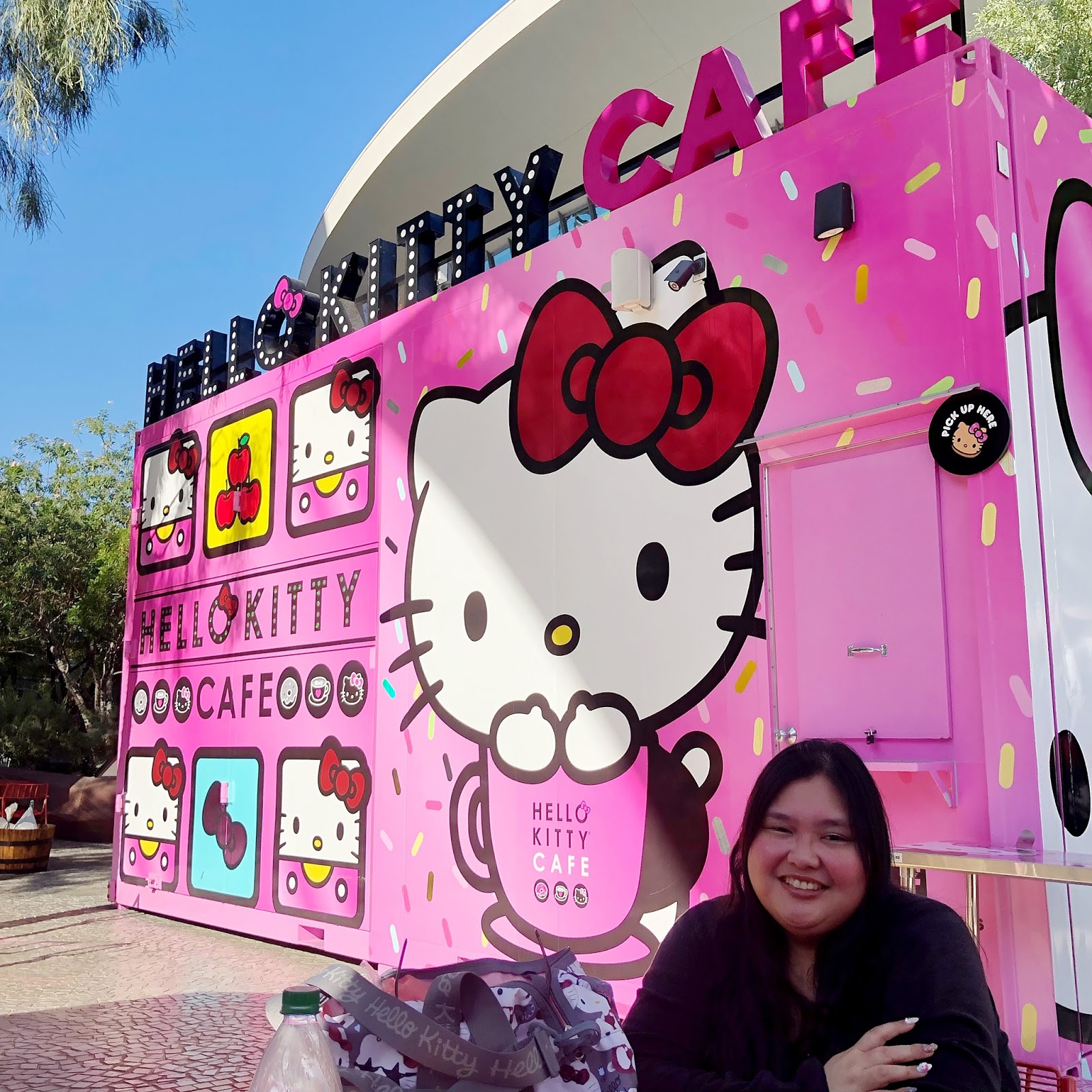 Hello Kitty Cafe Las Vegas - Looking for some extra flair? Take
