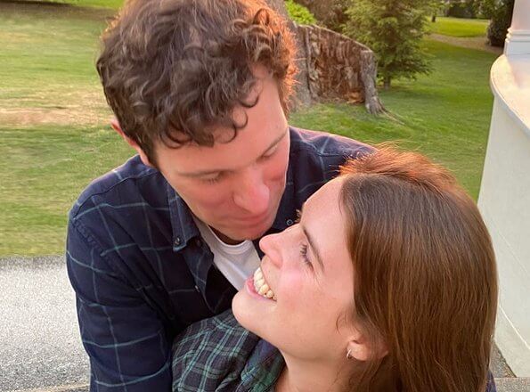 Princess Eugenie got married to Jack Brooksbank with a religious wedding ceremony. They met in Verbier. Princess Beatrice