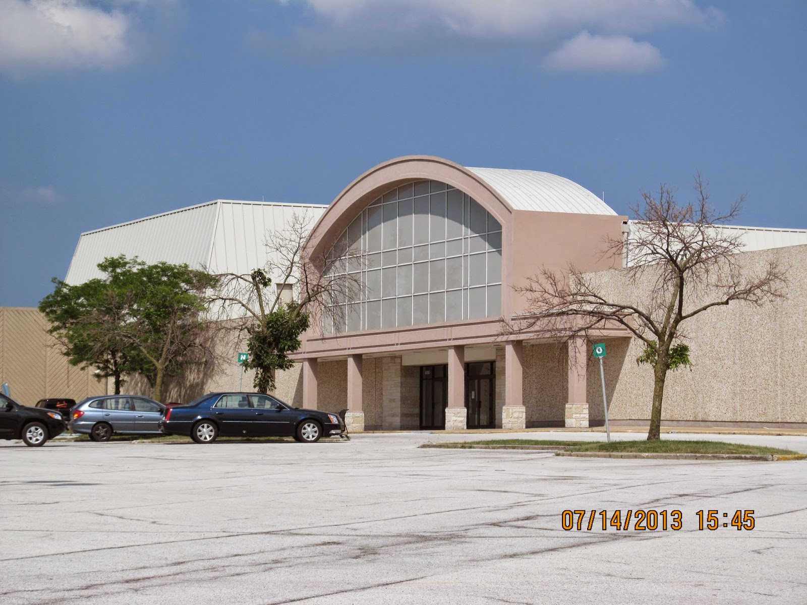 Trip to the Mall Lincoln Mall ( Matteson, IL)