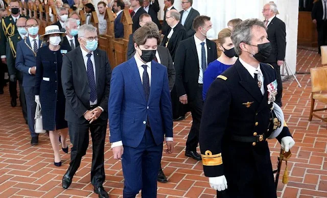 Queen Margrethe, Crown Prince Frederik, Prince Christian, German President Steinmeier and his wife Elke Büdenbender