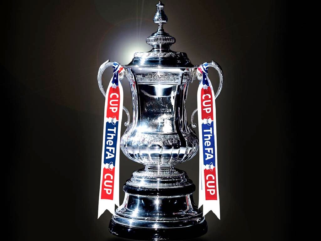 FA Cup bliver til The Emirates FA Cup – Document Real Madrid bøyer seg for muslimer og fjerner kors – Document