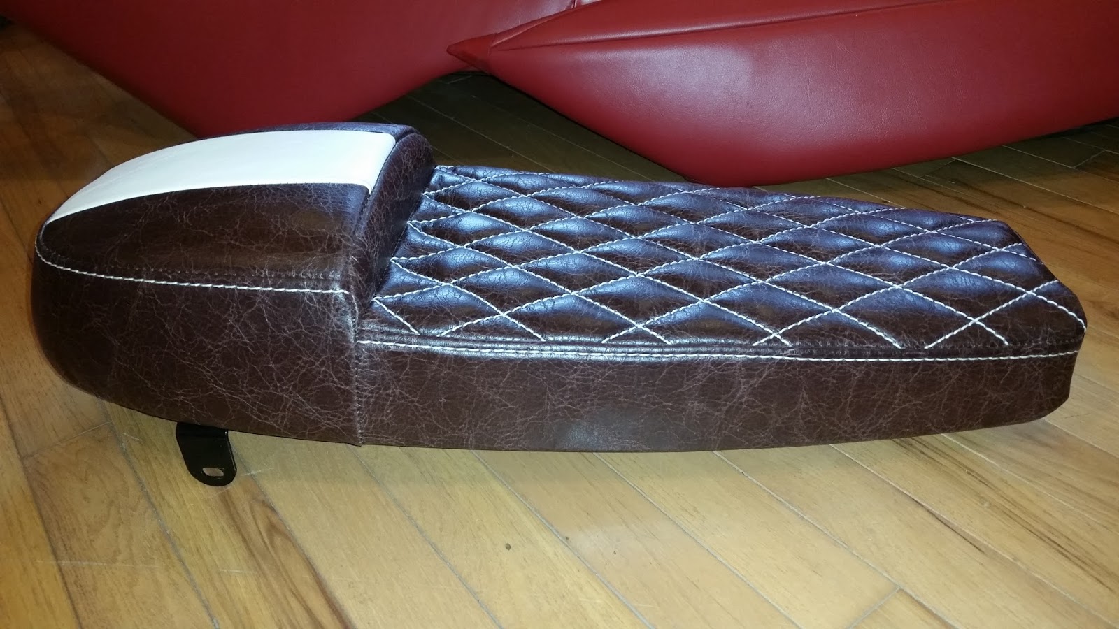 Homestyle Custom Upholstery And Awning Custom Truck Seats Again