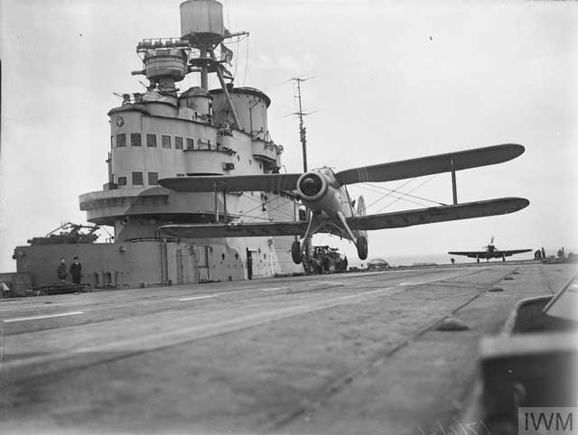 USS Pollux breaking up, 18 February 1942 worldwartwo.filminspector.com