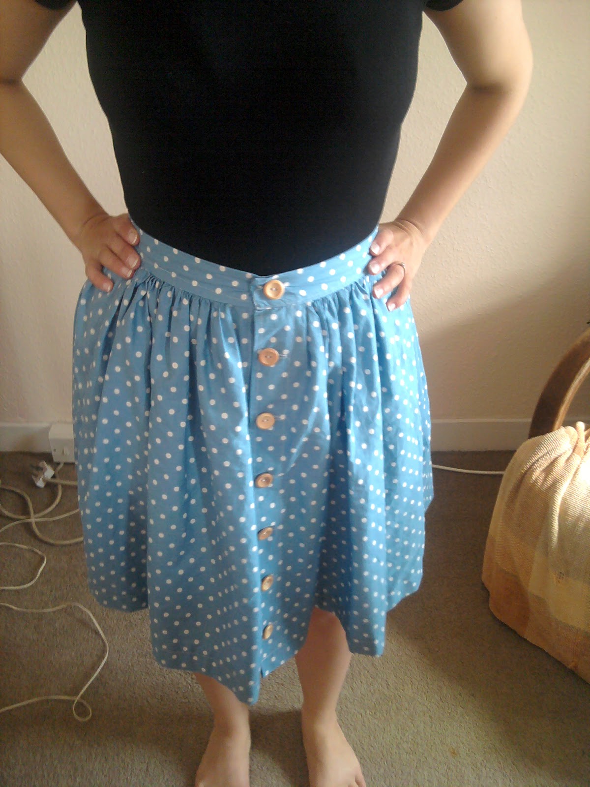 Sarah-Lou: My Polka Dot Picnic Blanket Skirt