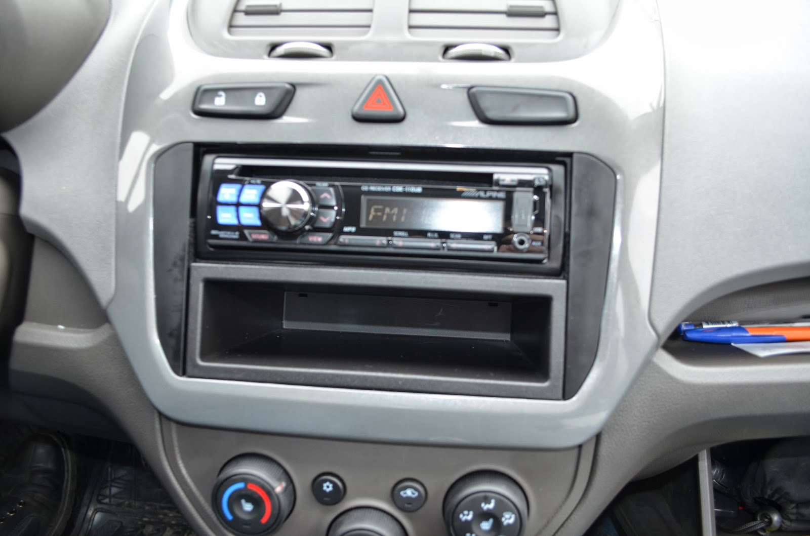 Как снять магнитолу на шевроле кобальт Как снять магнитолу на шевроле кобальт