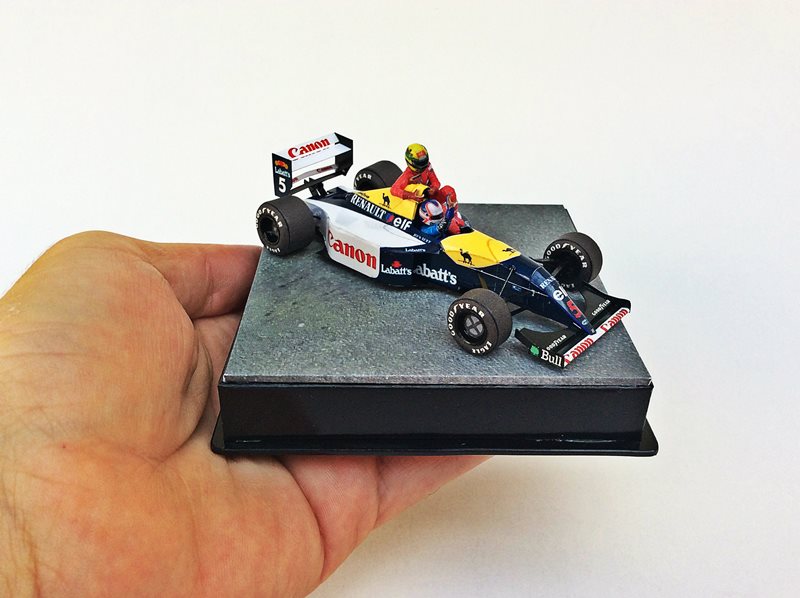 Fábrica de Pilotos: Diorama “Carona para Senna” miniatura escala 1/43