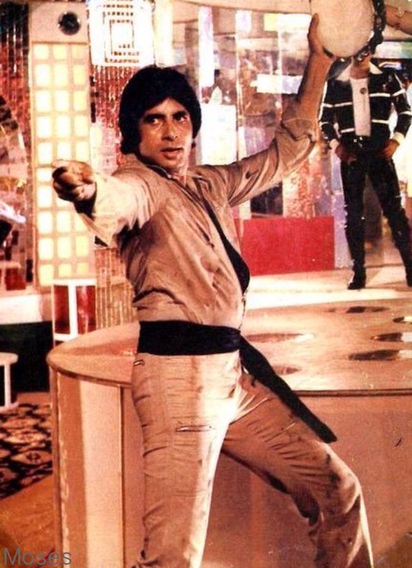 Apani To Jaise Taise Kat Jayegi Song Lyrics Laawaris Movie apani to jaise taise kat jayegi song