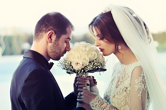 Kumpulan Kata Ucapan Selamat Menikah Kocak, Romantis, Lucu, Unik dan Aneh Kumpulan Kata Ucapan Selamat Menikah Romantis