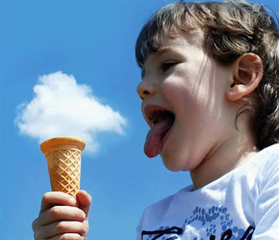 el niño y el helado de nube