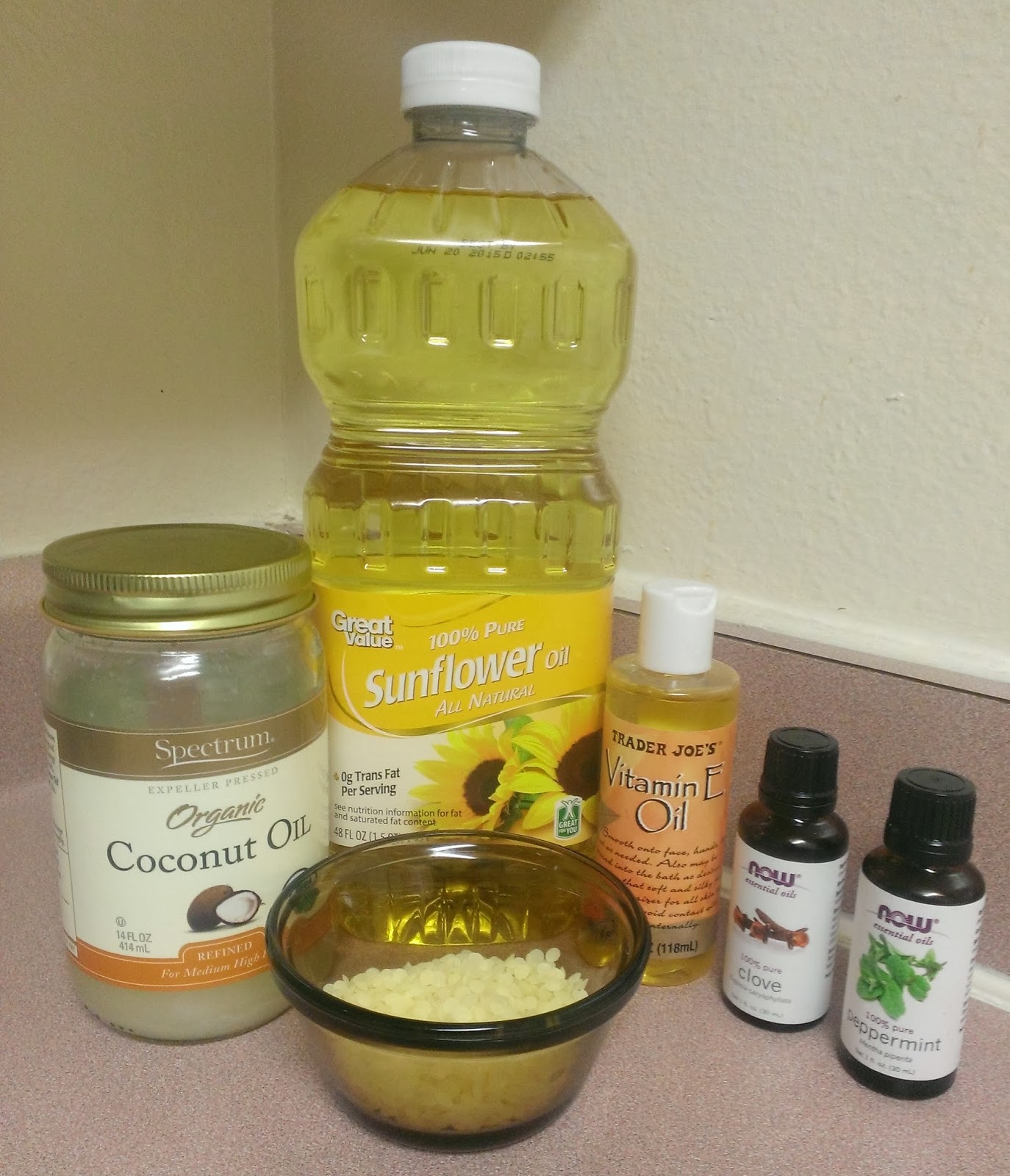 Krissy Kat Says Burt's Bees Chapstick DIY