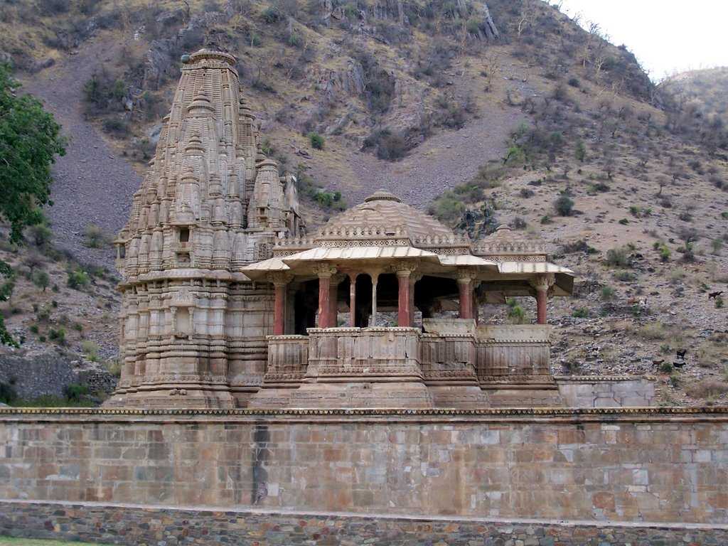 Bhangarh Fort First Ranked Haunted Place In India