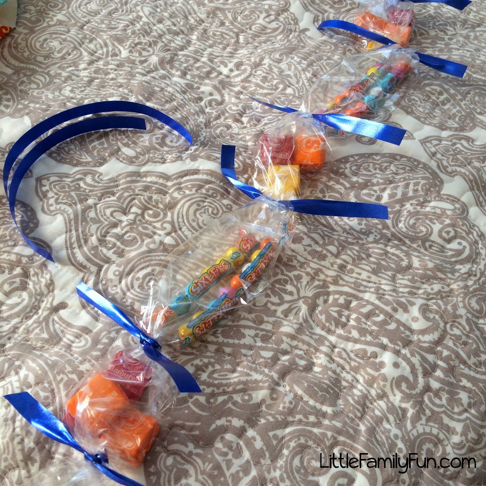 Little Family Fun How to Make Candy Necklaces