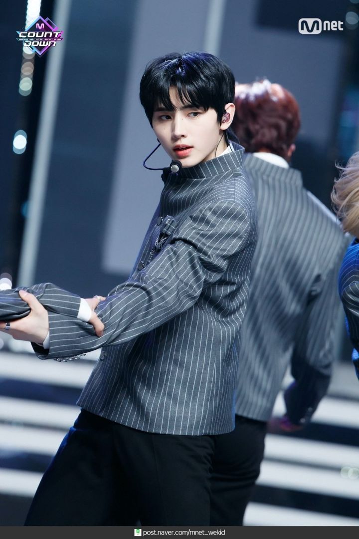 5c88e965a5476769692cd6af00804b034fd31b72