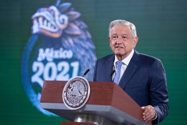 El presidente de México lamenta que "está retoñando el franquismo en España"