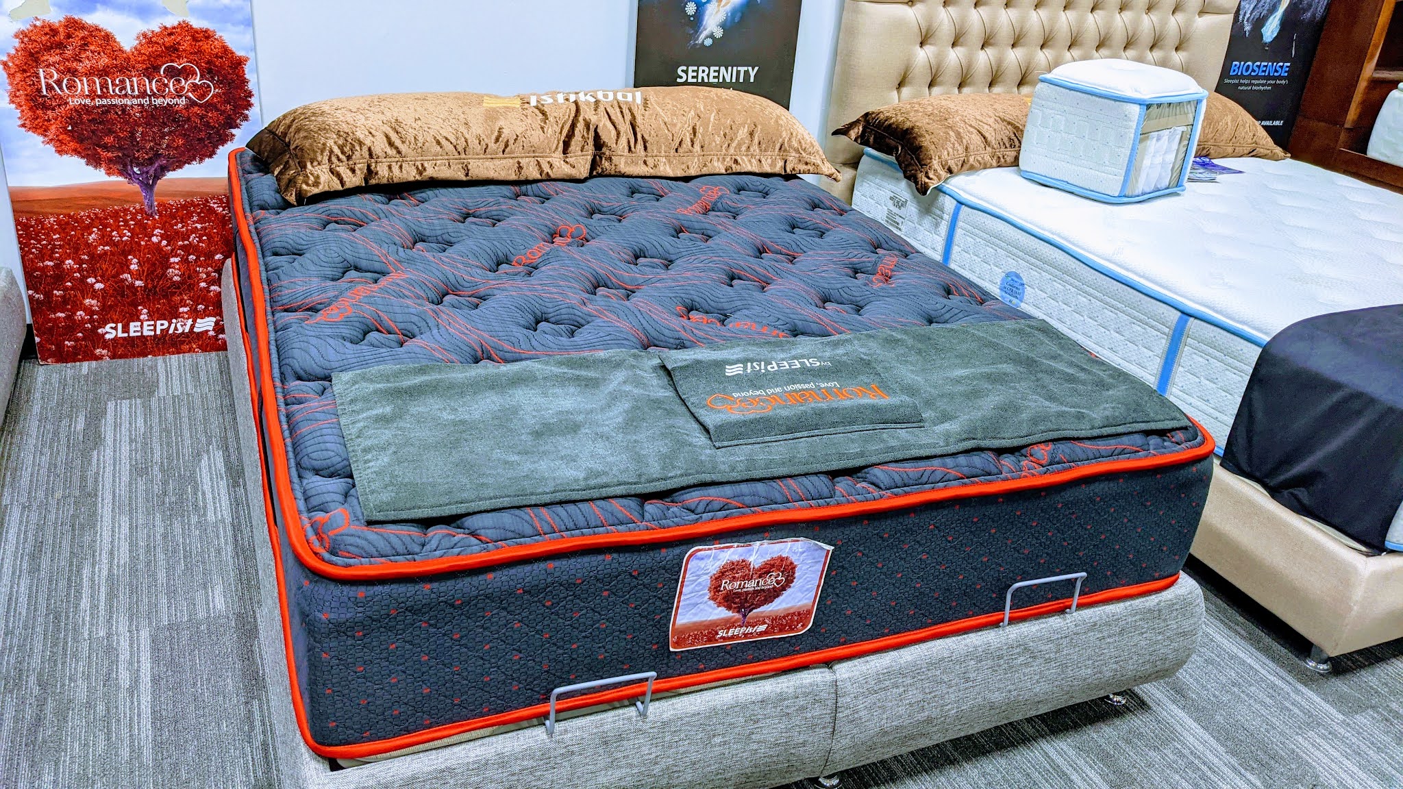 Futon World (201) 3424360 Futon World Paramus NJ