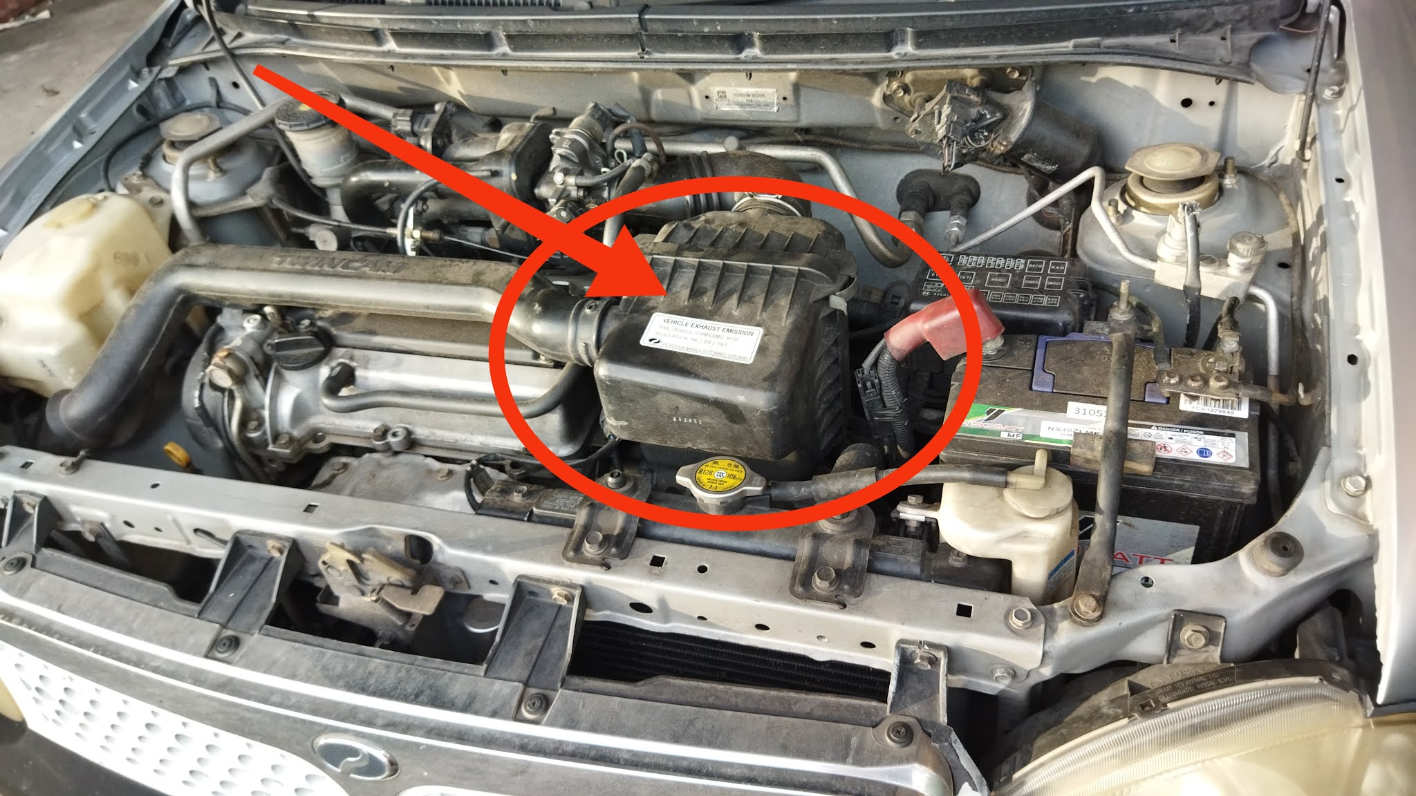 Life Begins at Forty Menukar penapis udara (air filter) kereta Perodua