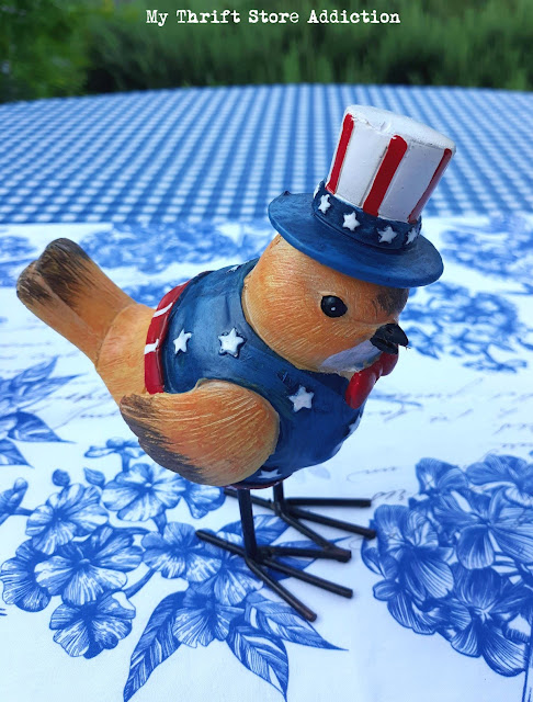 garden lover's patriotic tablescape