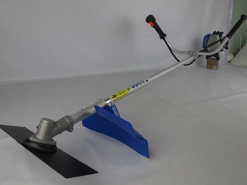 เครื่องตัดหญ้าสะพายบ่า ลานเบา 2 จังหวะ ยี่ห้อ VIGOTECH ราคาถูก-1