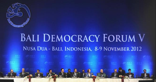 Pelaksanaan Politik Luar Negeri Bebas Aktif Indonesia Era Reformasi Materiedukasi Com