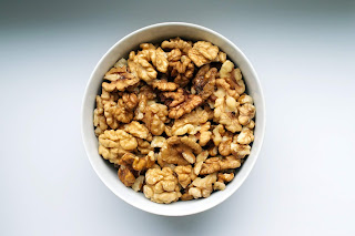 Eat walnuts, raise blood pressure13 Proven Health Benefits of Walnuts - Healthline