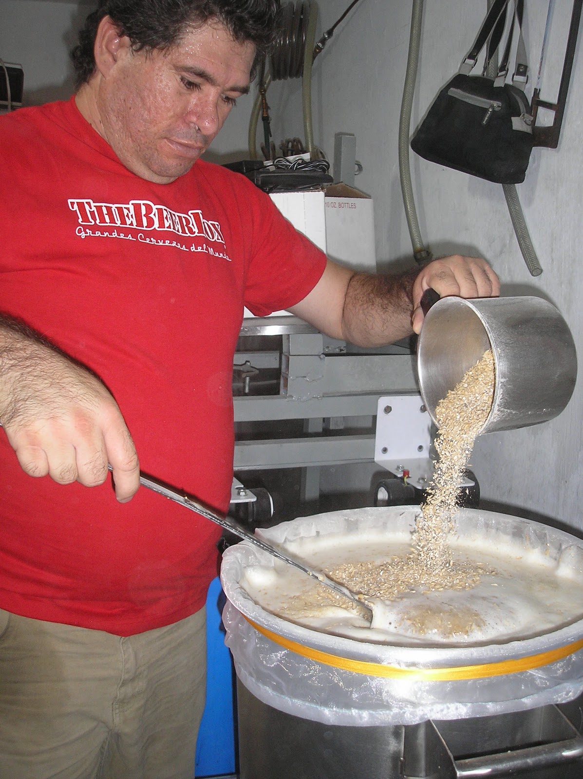 CervecerosGDL Curso de elaboración de cerveza artesanal sábado 29 de octubre Guadalajara, Jal.
